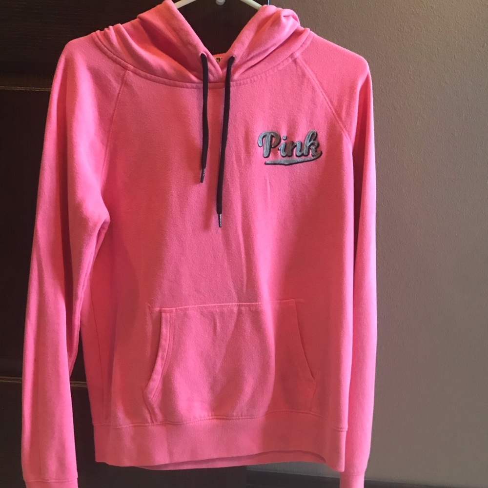 Victoria Secret Pink Pull Over Hoodie Size M🌸🌸